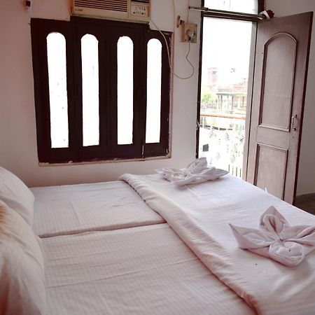 Sandhya Guest House Varanasi Near Ganga River Екстериор снимка