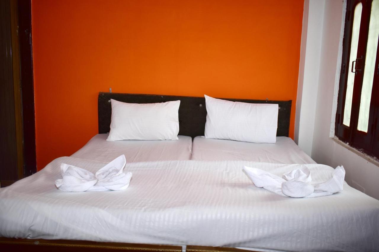 Sandhya Guest House Varanasi Near Ganga River Екстериор снимка