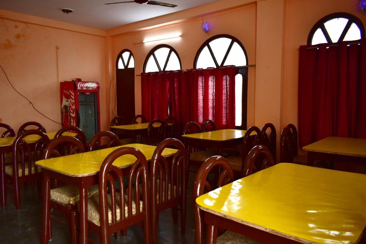 Sandhya Guest House Varanasi Near Ganga River Екстериор снимка