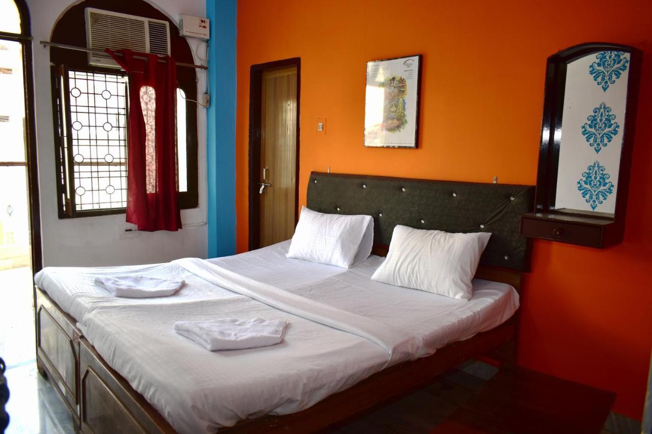Sandhya Guest House Varanasi Near Ganga River Екстериор снимка