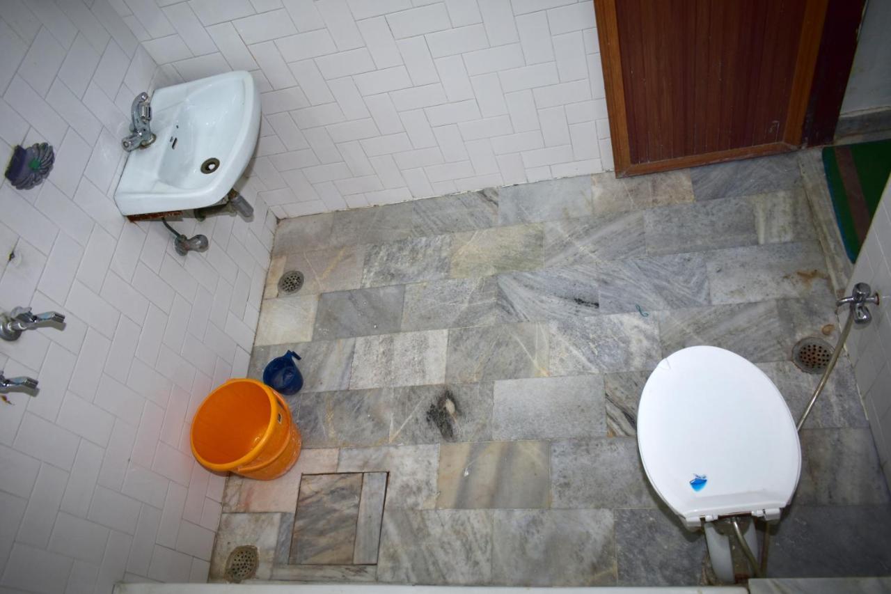 Sandhya Guest House Varanasi Near Ganga River Екстериор снимка
