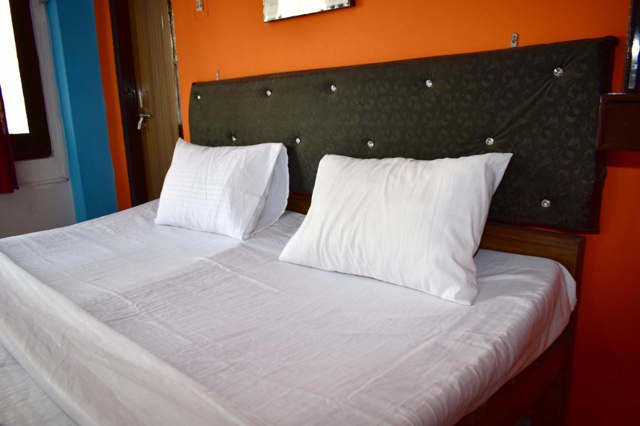 Sandhya Guest House Varanasi Near Ganga River Екстериор снимка