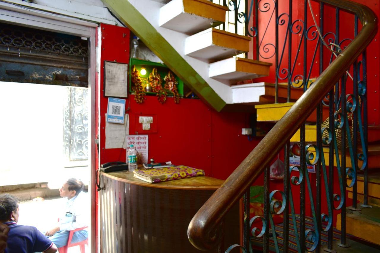 Sandhya Guest House Varanasi Near Ganga River Екстериор снимка