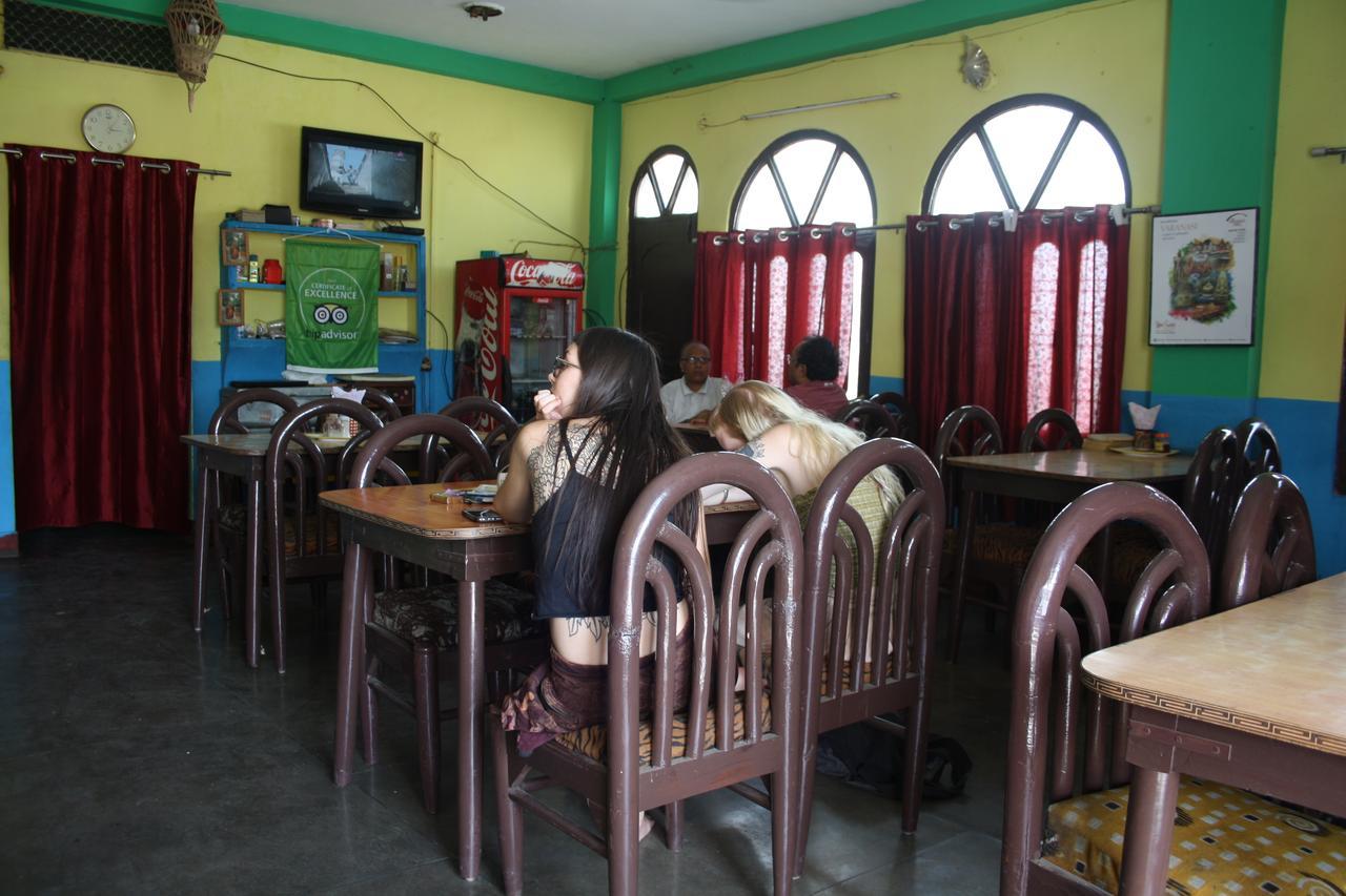 Sandhya Guest House Varanasi Near Ganga River Екстериор снимка
